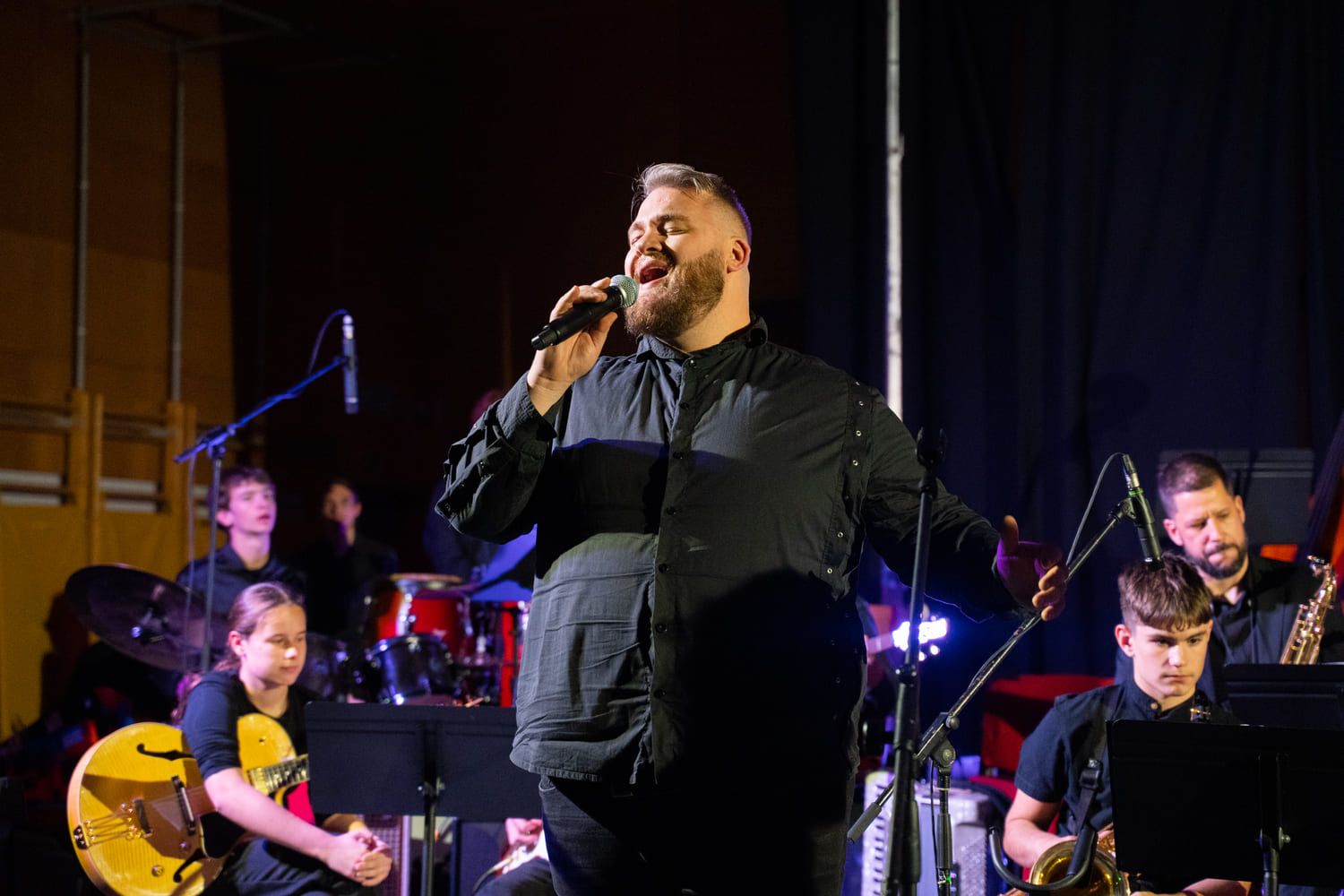 serenade-slovenskih-popevk-rudi-bucar