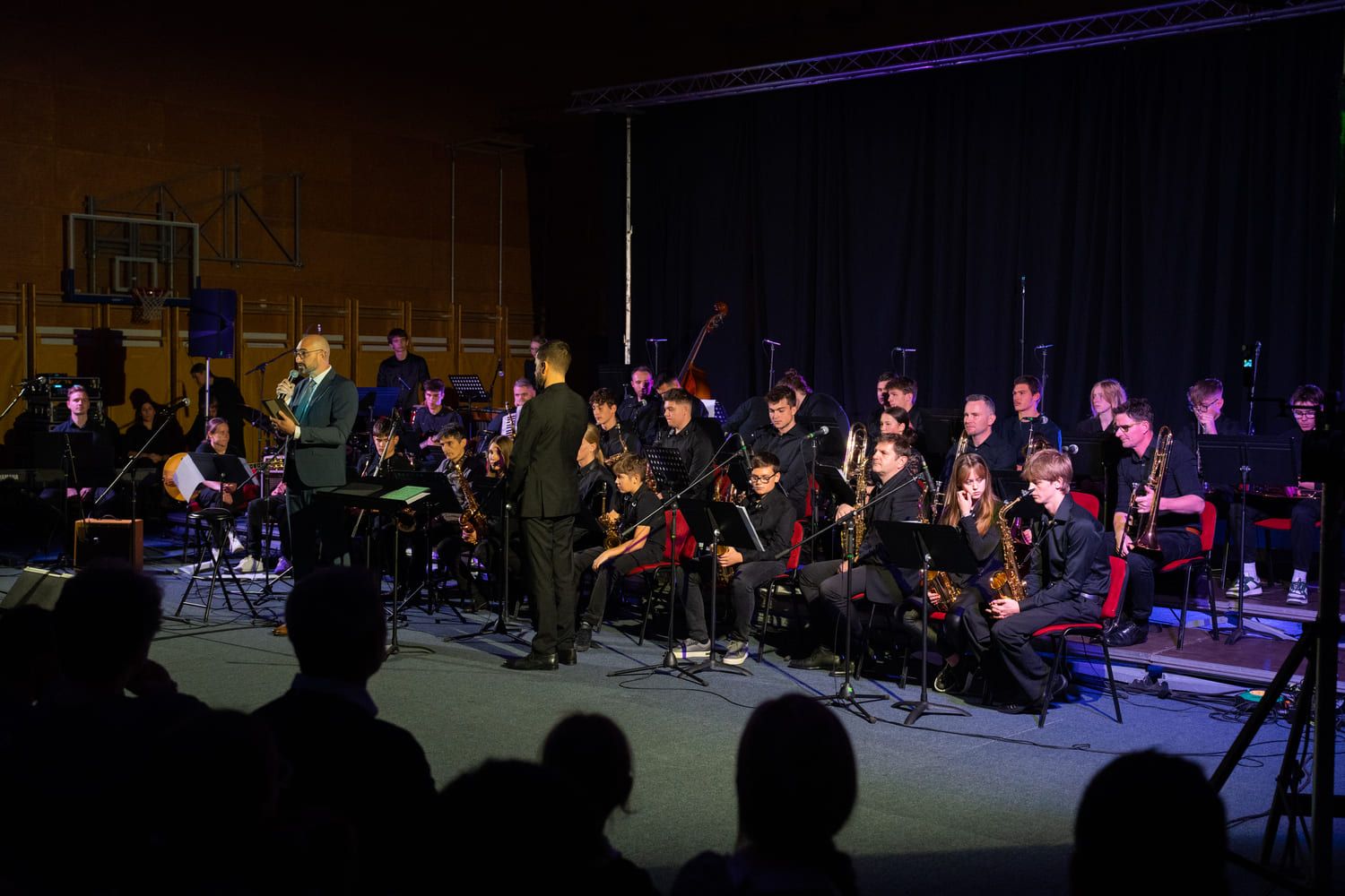 serenade-slovenskih-popevk-rudi-bucar