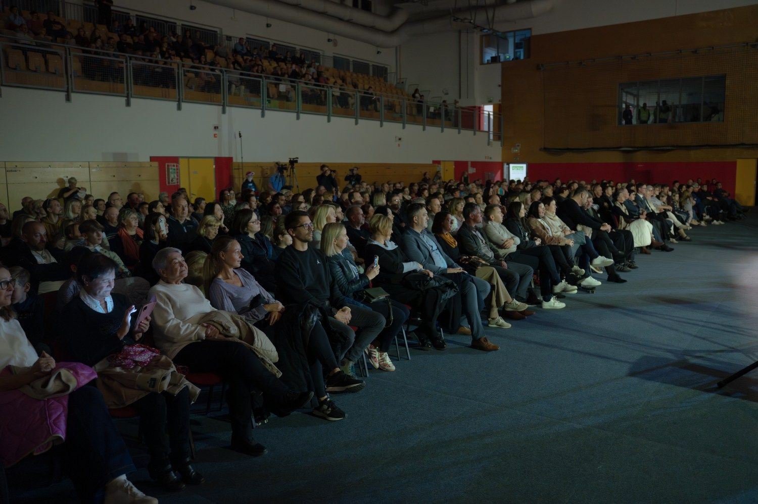 serenade-slovenskih-popevk-rudi-bucar