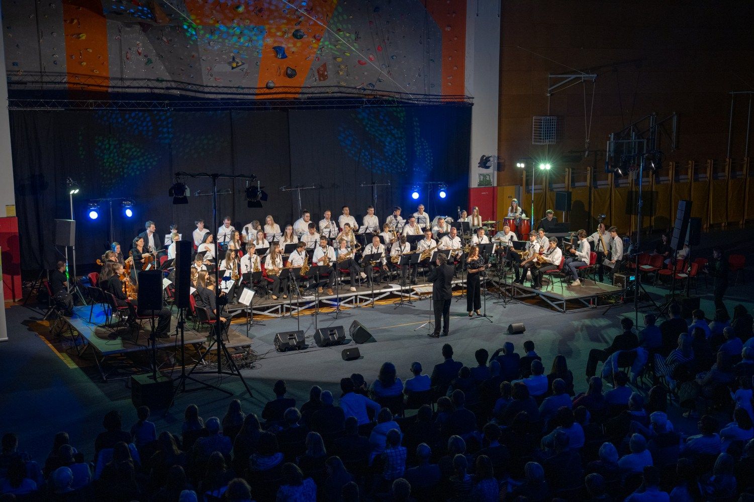 serenade-slovenskih-popevk-rudi-bucar